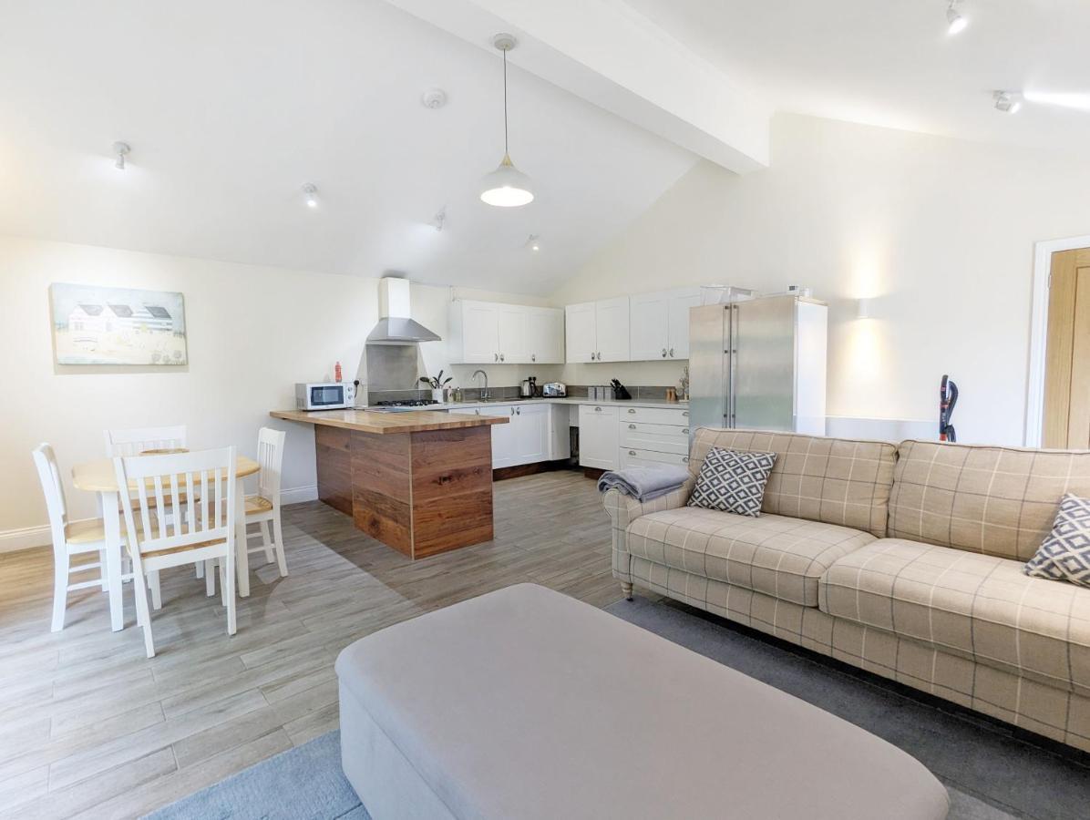 Villa Millside, Bosham Esterno foto